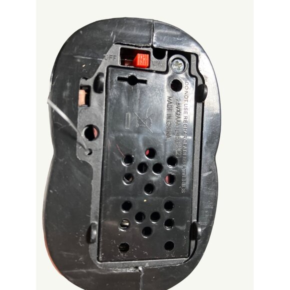 Christmas House Light & Sound Plastic Santa Decoration - Picture 6 of 11